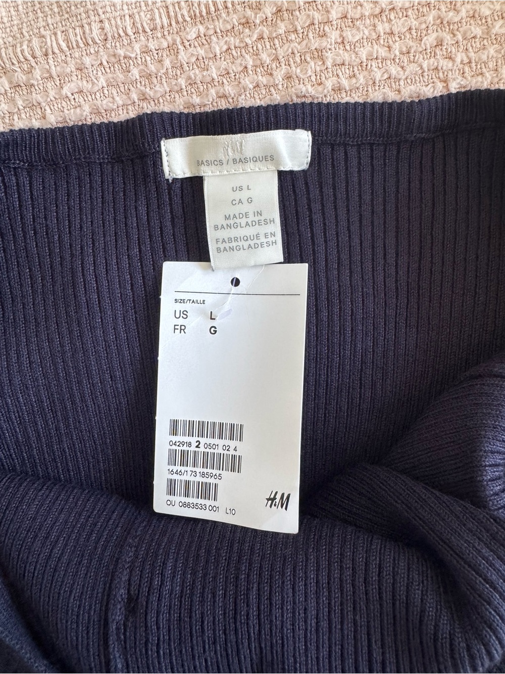 H&M Black Ribbed Button-Front Cami Tank - Picture 3 of 3